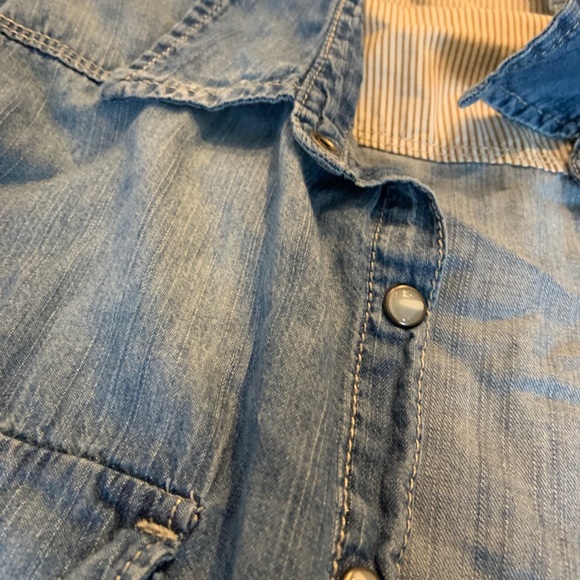 Jean button-down shirt - Picture 5 of 9